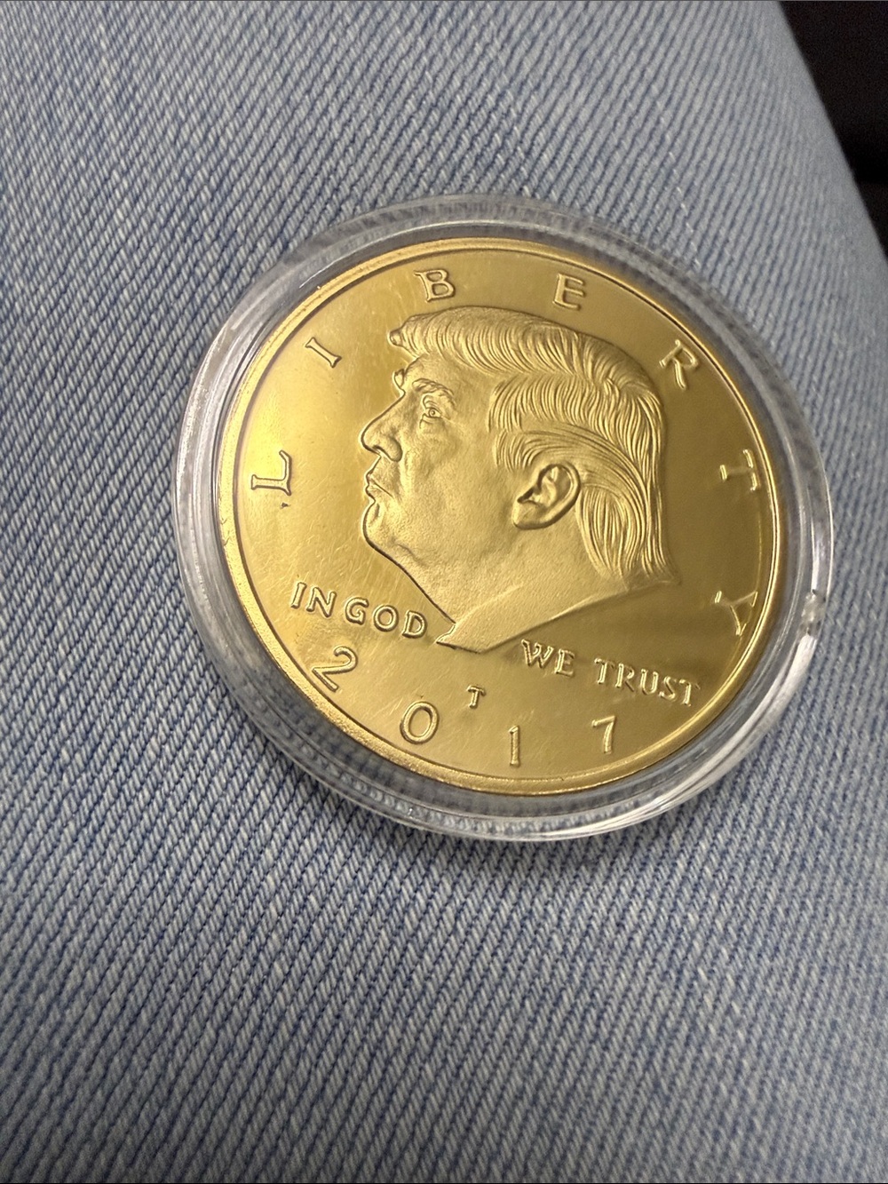 Donald Trump Gold Commemorative Coin - 2017‎